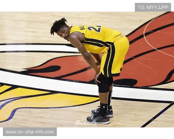 魔术队迎战热火强强对决 双方争锋展现精彩篮球对抗