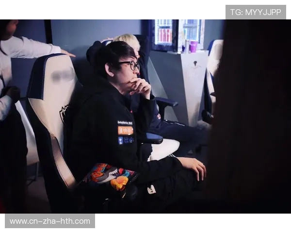 DOTA2战术解析：深入探讨FPX战队的进攻策略与执行细节