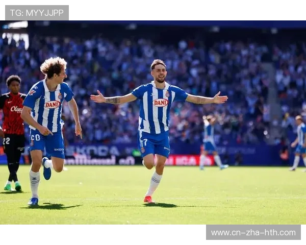 伊朗与西班牙精彩对决回顾赛场瞬间与经典时刻合集